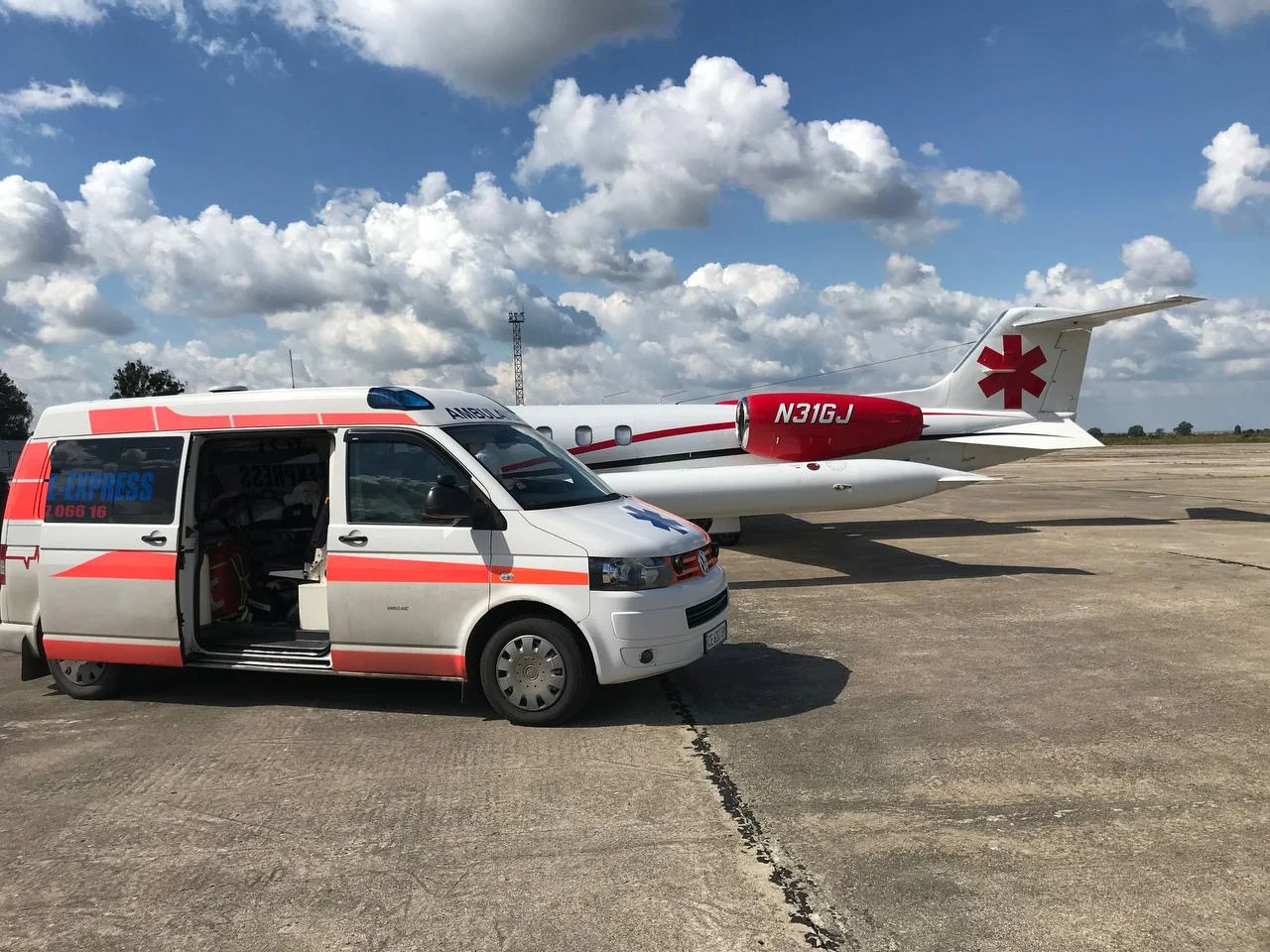 Авіатранспортування хворих за кордон